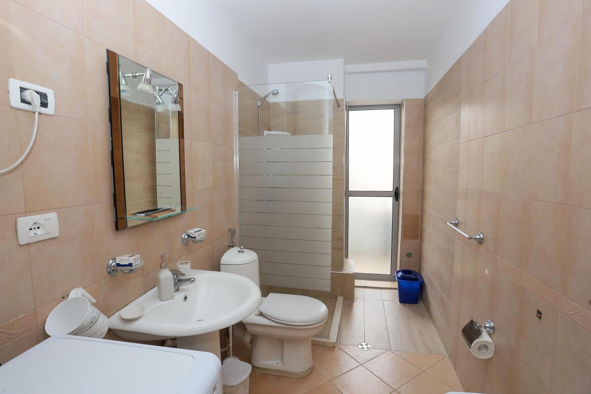 New Bazar Selvia Apartment تيرانا المظهر الخارجي الصورة